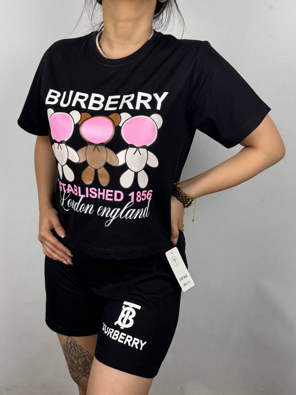 سایز 38 الی 44 در 10  رنگ موجود